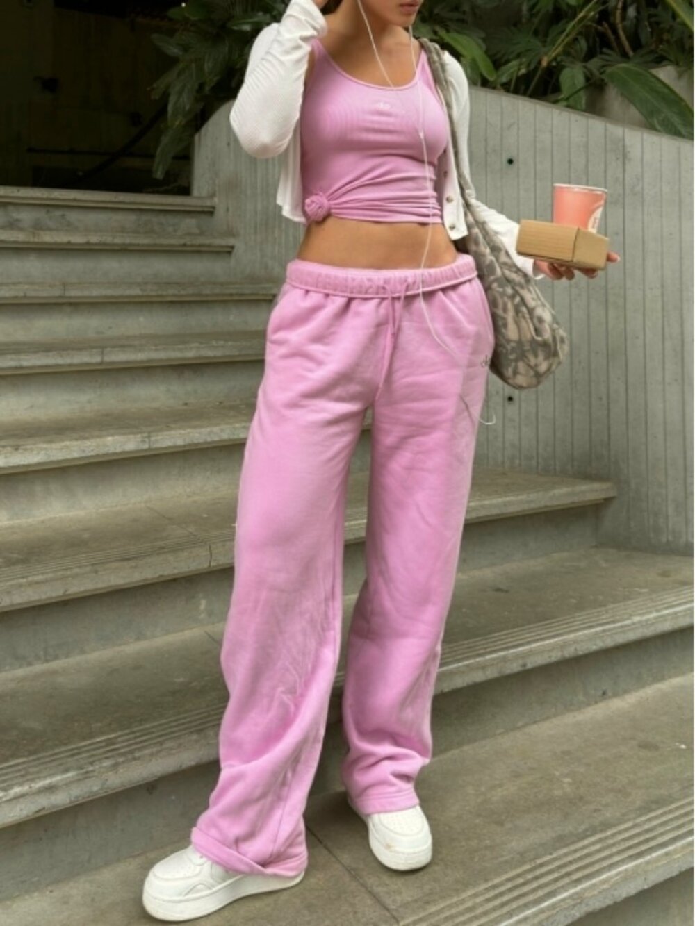 Alo Accolade Straight Leg Sweatpants Candy Heart Pink High-Rise Waist Joggers S - Picture 8 of 14